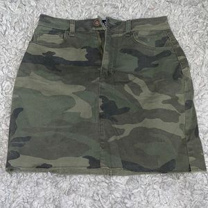 NWT skirt